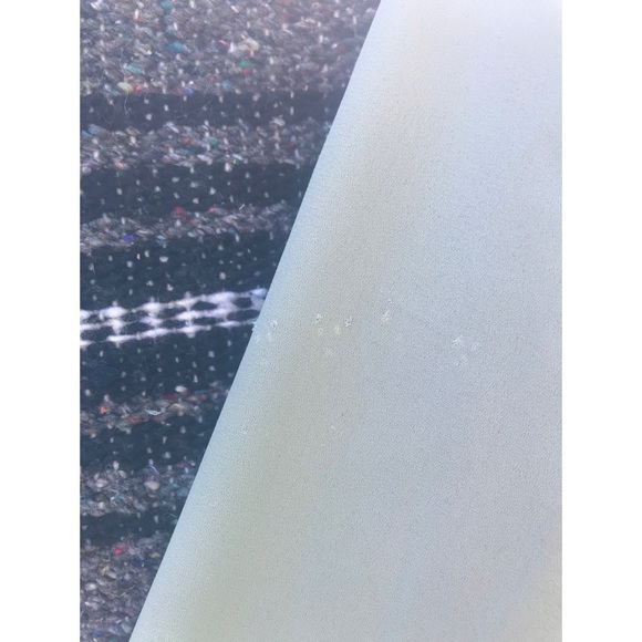 𝑩𝒍𝒐𝒖𝒔𝒆 ❣︎ - Picture 4 of 4